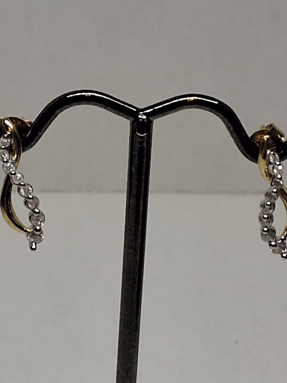 10k yellow gold earrings .48ctw natural diamond journey style earrings